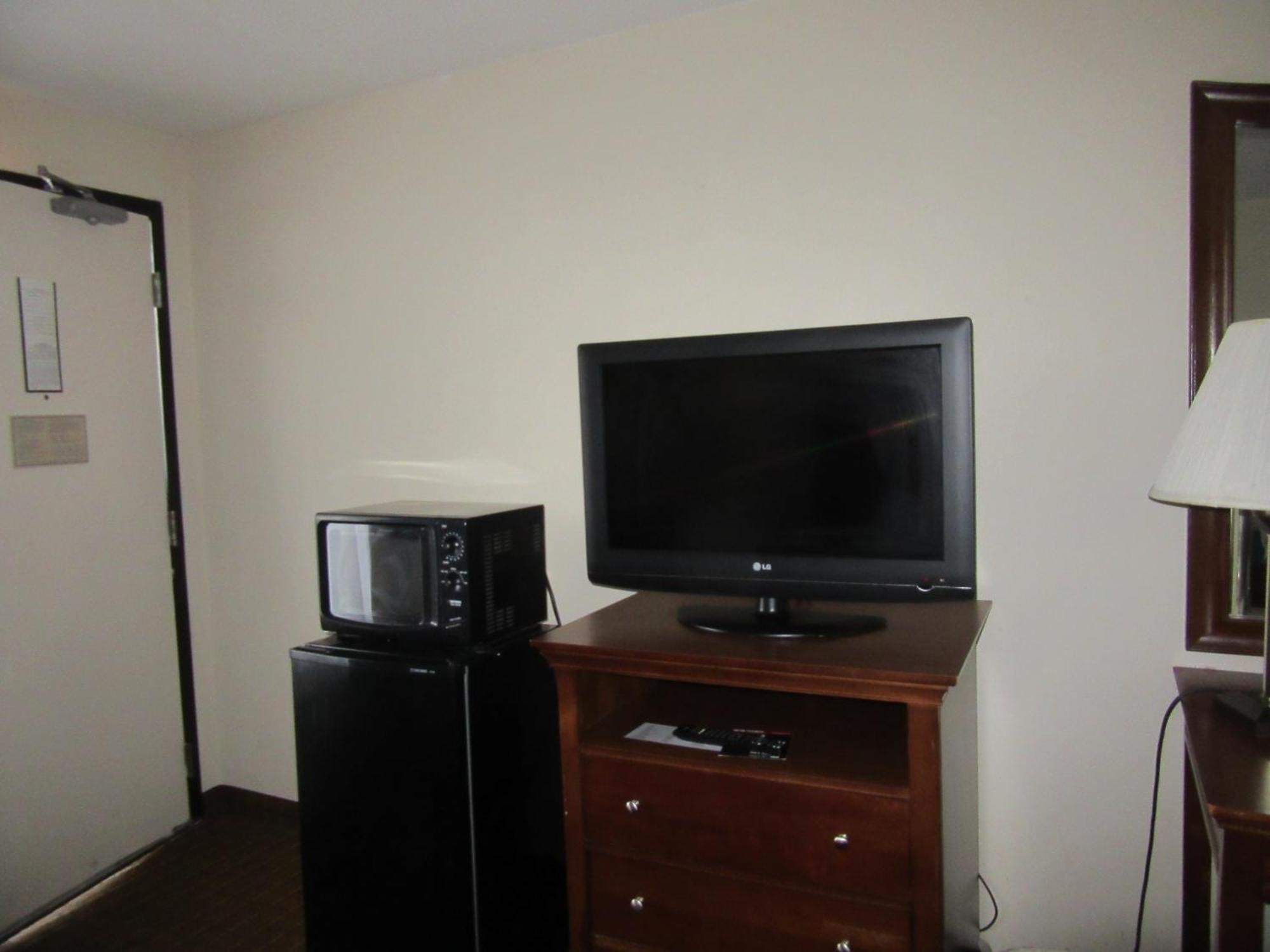 Quality Inn Fort Jackson Columbia Room photo